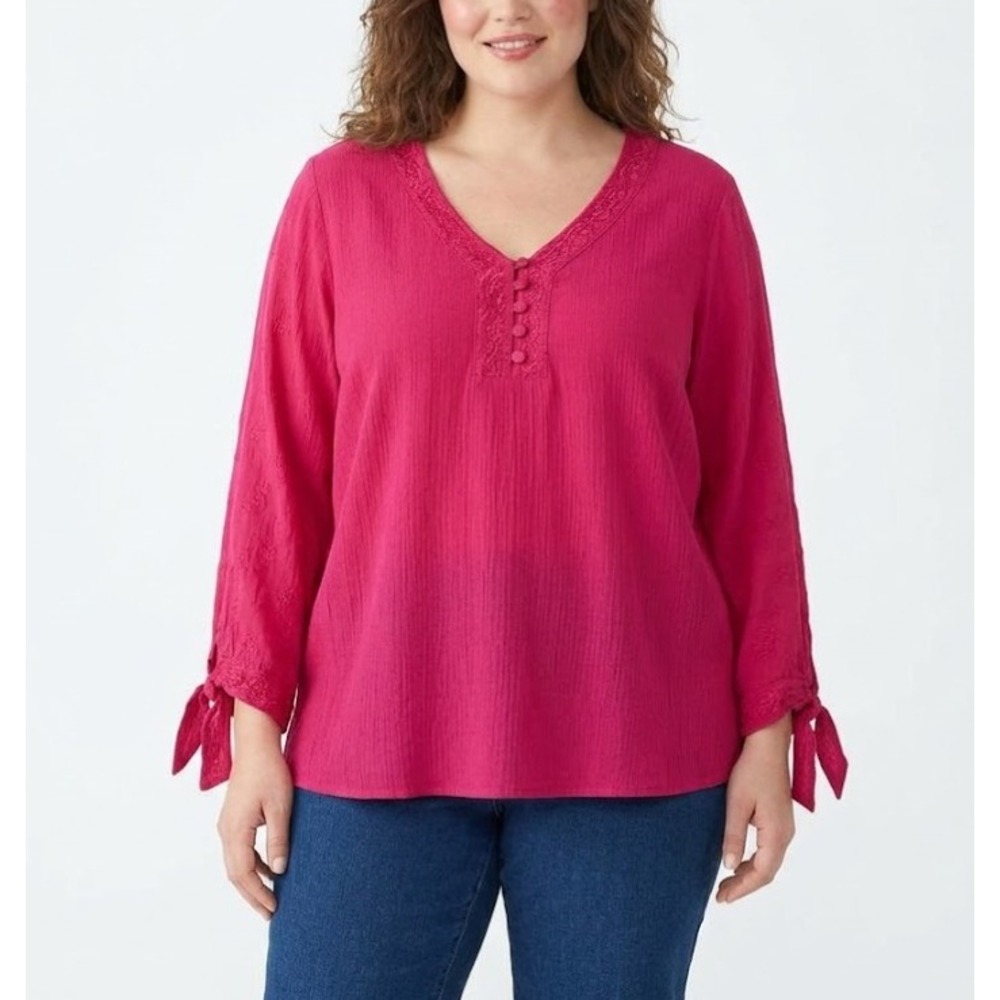 Coldwater Creek size XL Pink V Neck Embroidered Boho Soft Rayon Blouse Feminine